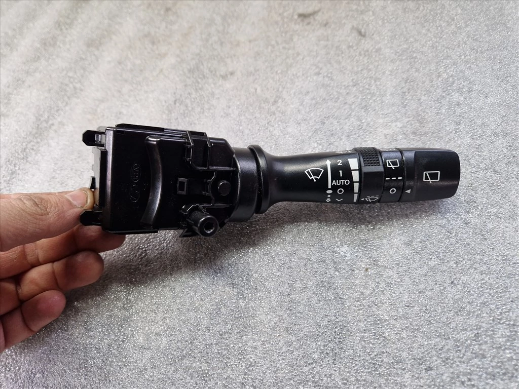 KIA SPORTAGE (SL) Jobb kormánykapcsoló, ablaktörlő 93420-2Y660