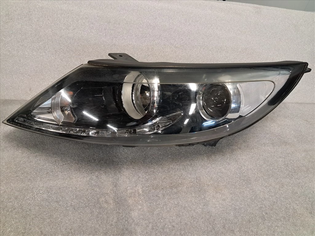 KIA SPORTAGE (SL) Bal fényszóró