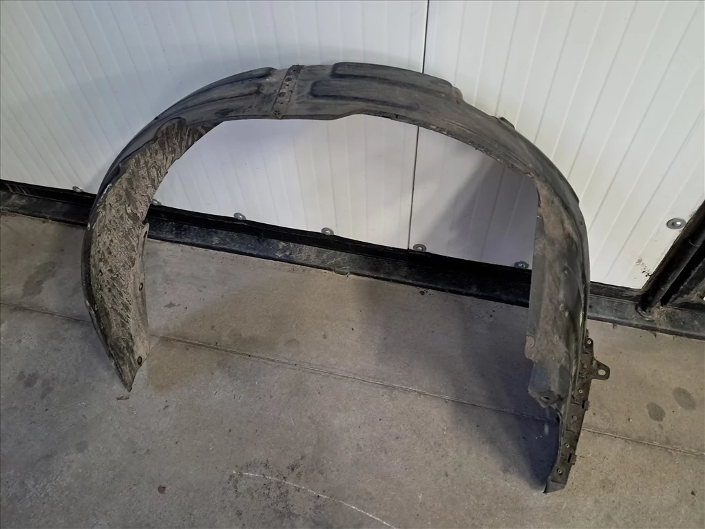 KIA SPORTAGE (SL) Bal első dobbetét 86813-3U000