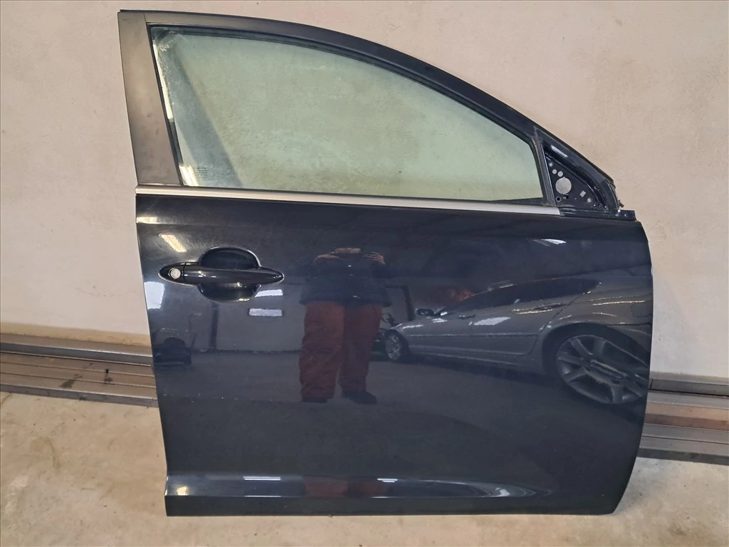 KIA SPORTAGE (SL) Jobb első ajtó