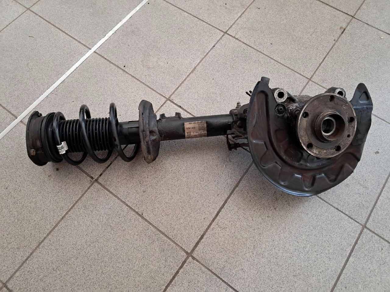 SKODA SUPERB III (3V) 2.0 CRTDI jobb első gólyaláb csonkállvány