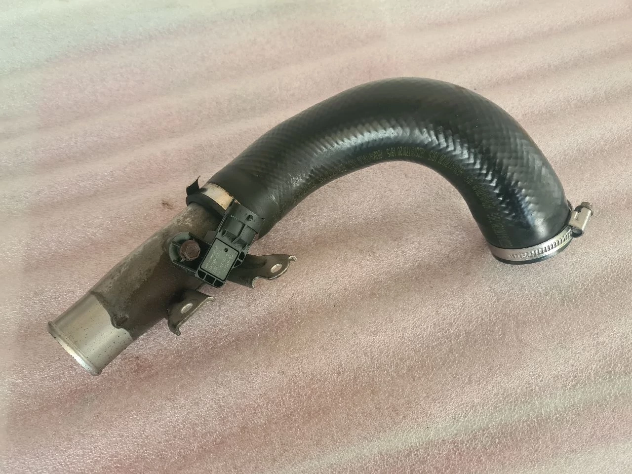 SUZUKI SWIFT V 1.0 K10C Turbócső, coolercső