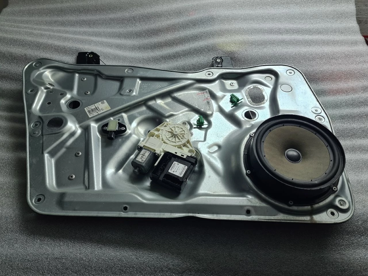 VOLKSWAGEN TIGUAN (5N) Bal első Aablakemelő szerkezet