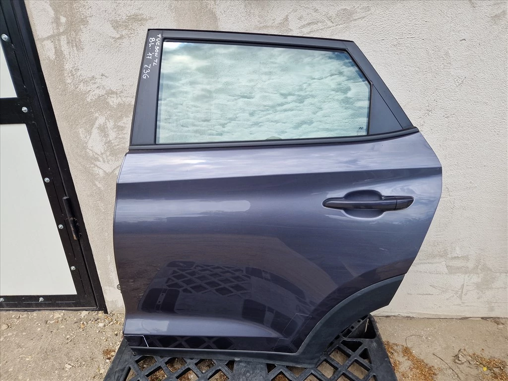 HYUNDAI TUCSON (TL) Bal hátsó ajtó
