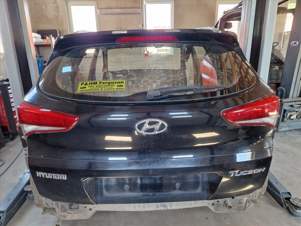 HYUNDAI TUCSON (TL) Csomagtérajtó