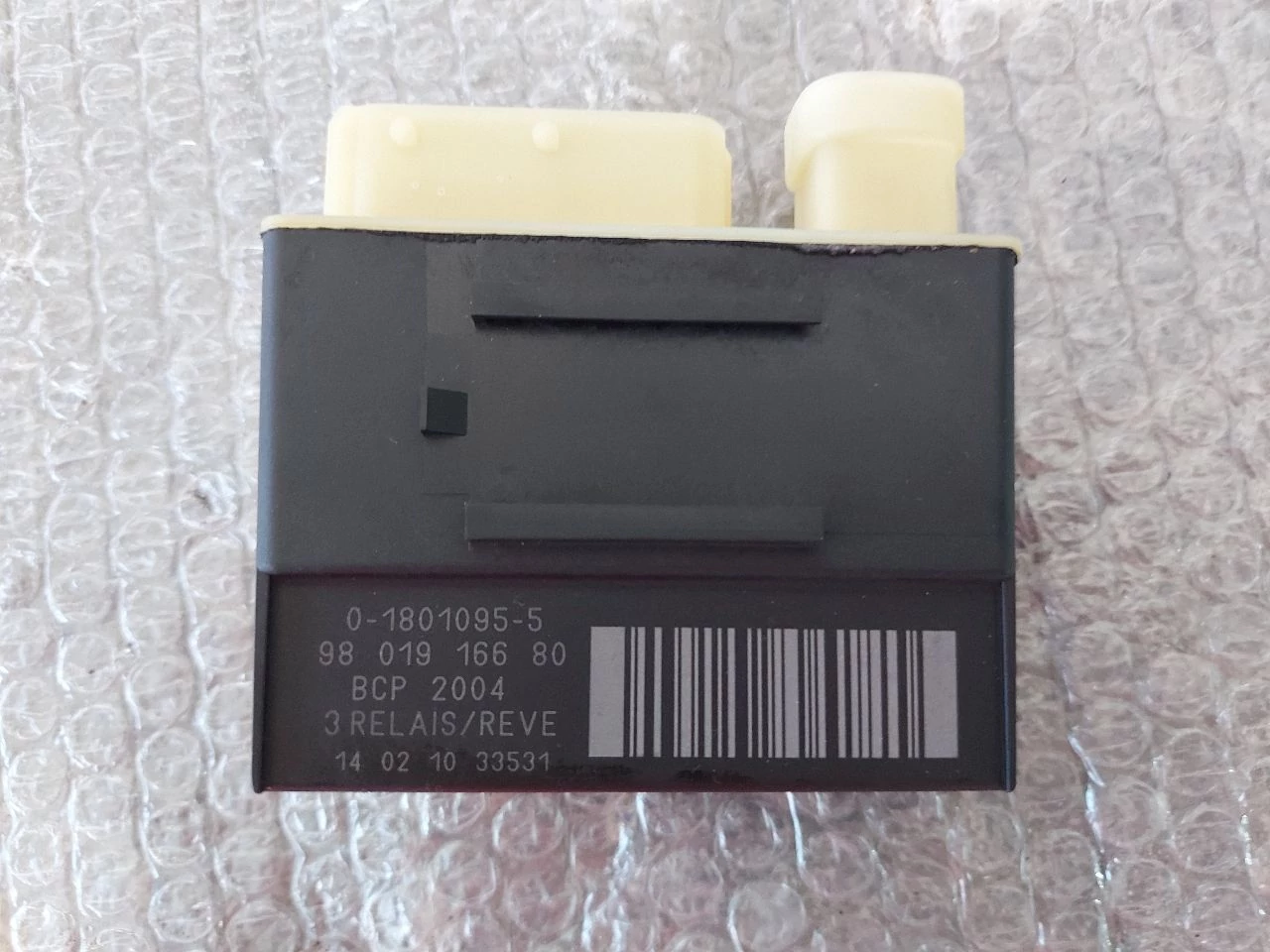 CITROEN C4 PICASSO II Hűtőventilátor relé 9801916680