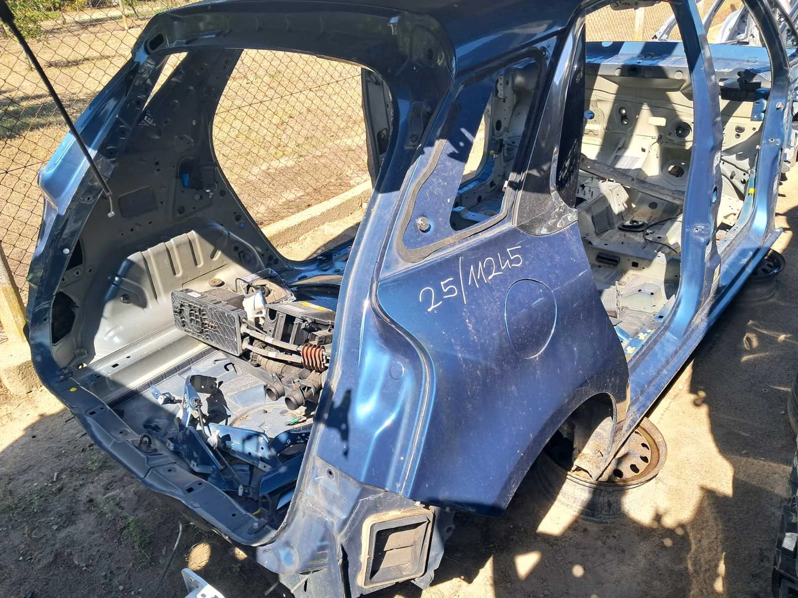 CITROEN C4 PICASSO II Jobb hátsó sárvédő, negyed