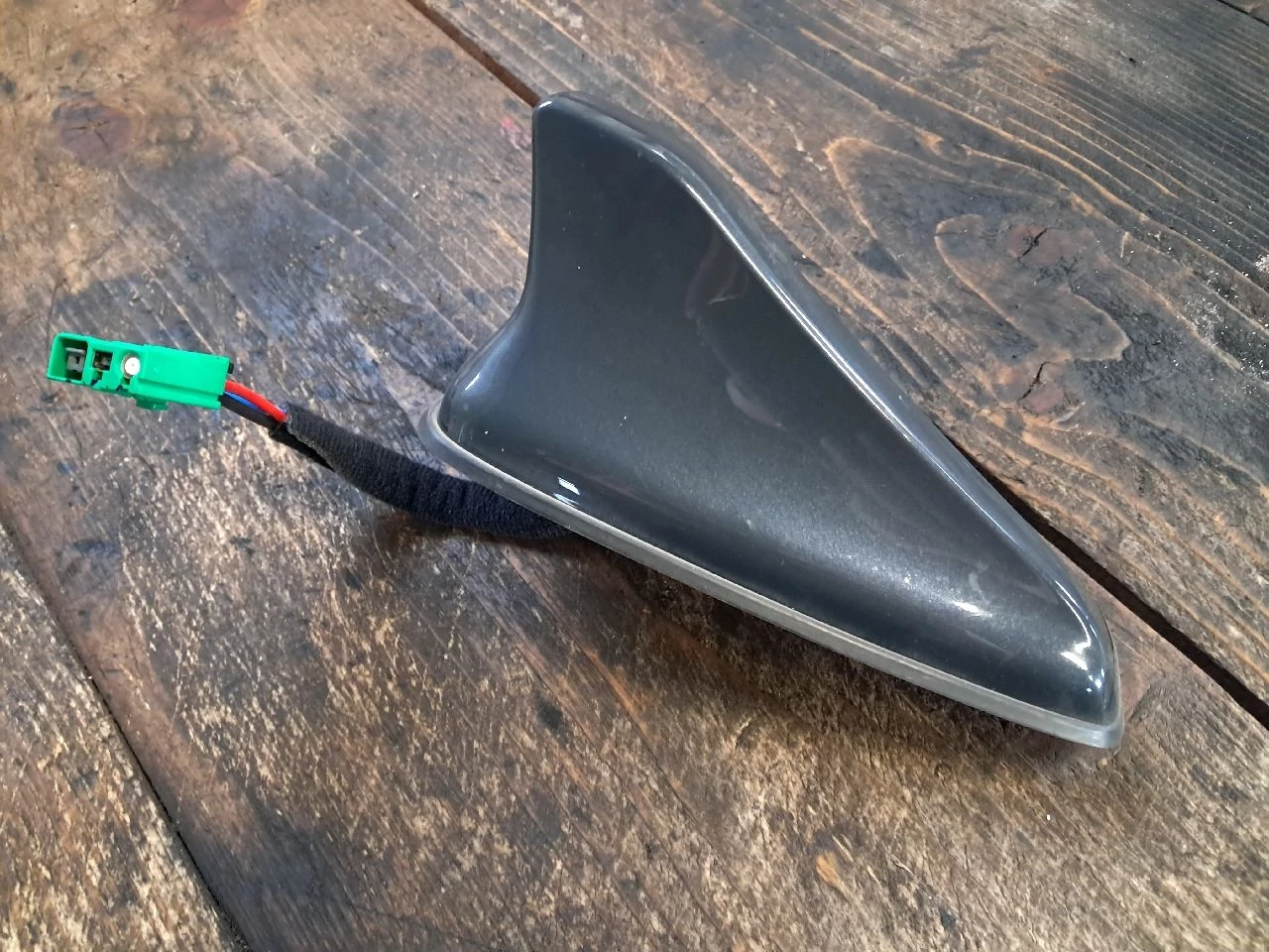 KIA CEED III (CD) GPS antenna 96210-J7200H8G