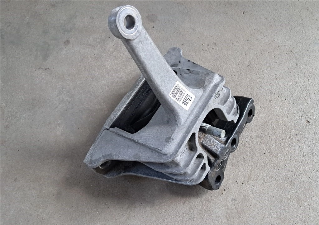 KIA CEED III (CD) 1.6 CRDI D4FE Motor tartó bak 21810-J7200 21812-J7200
