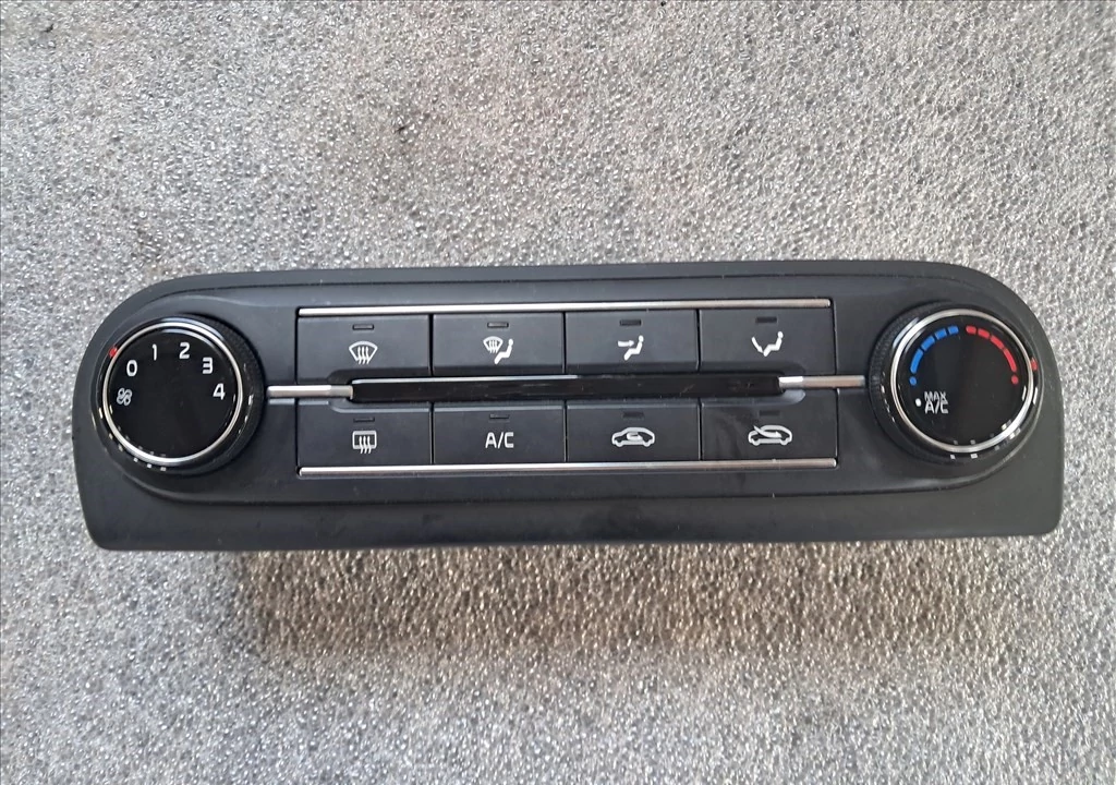 KIA CEED III (CD)  klímakapcsoló, fűtéskapcsoló 97250-J7061