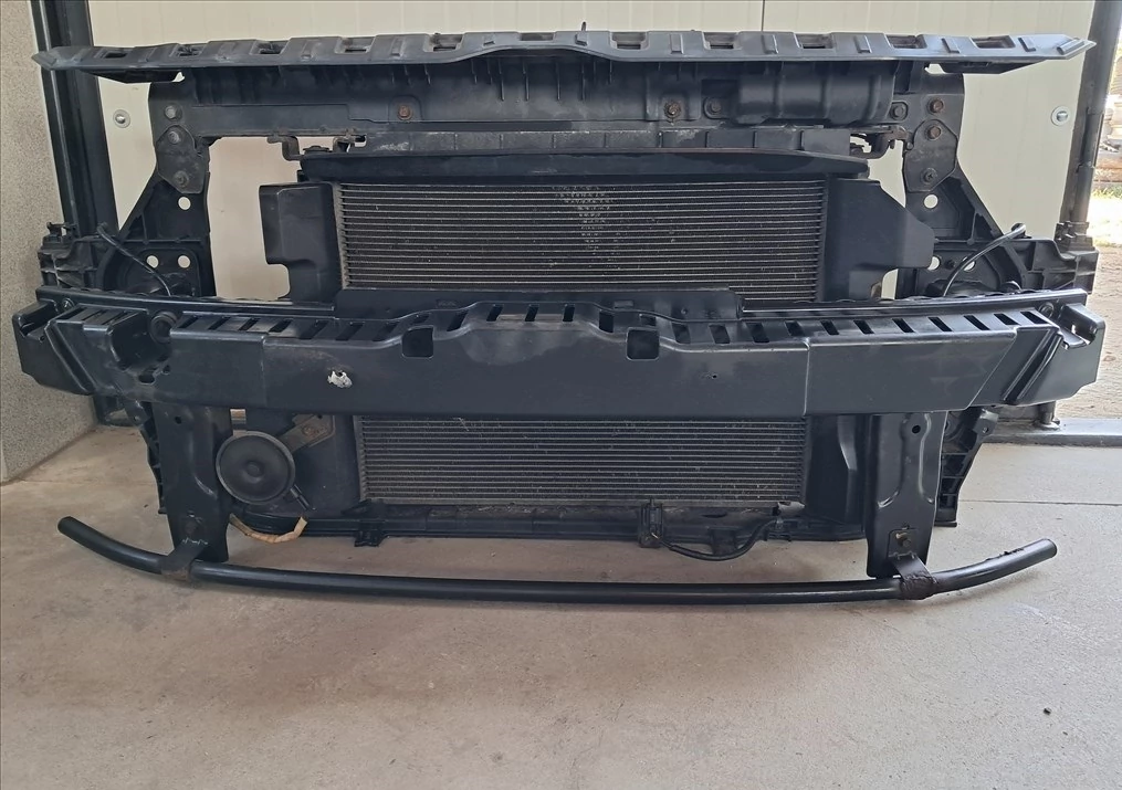 HYUNDAI I20 (GB) komplett homlokfal