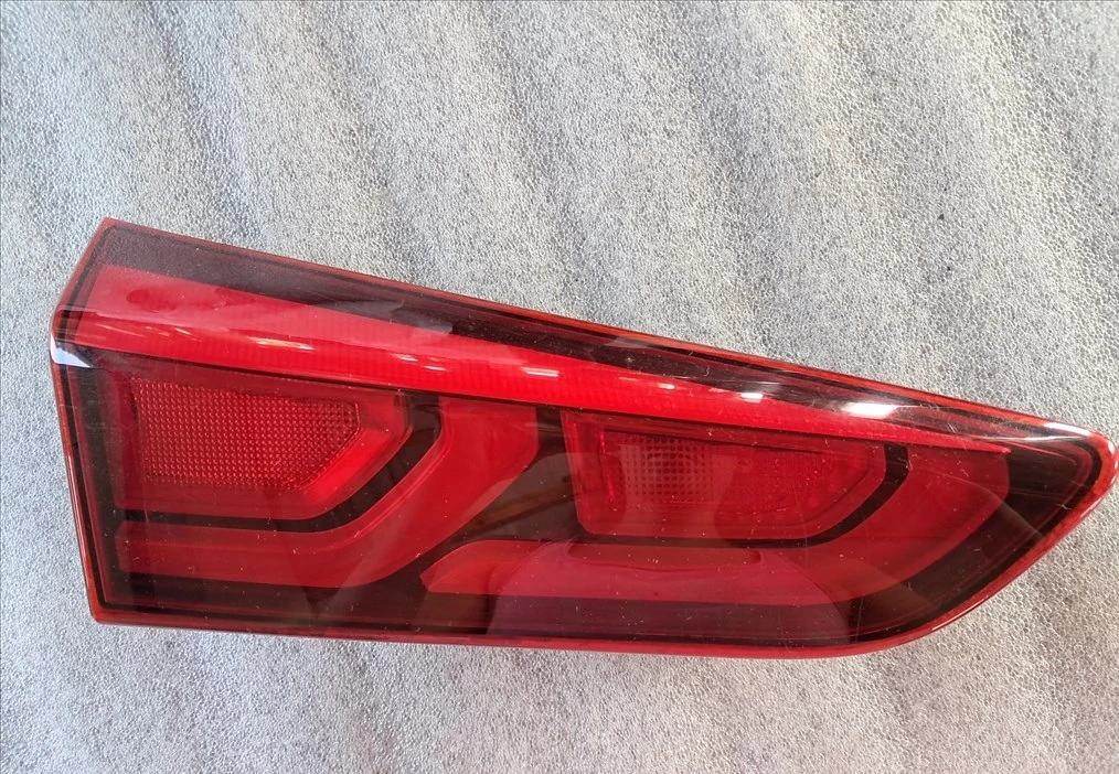 HYUNDAI I20 (GB) Bal belső hátsó lámpa