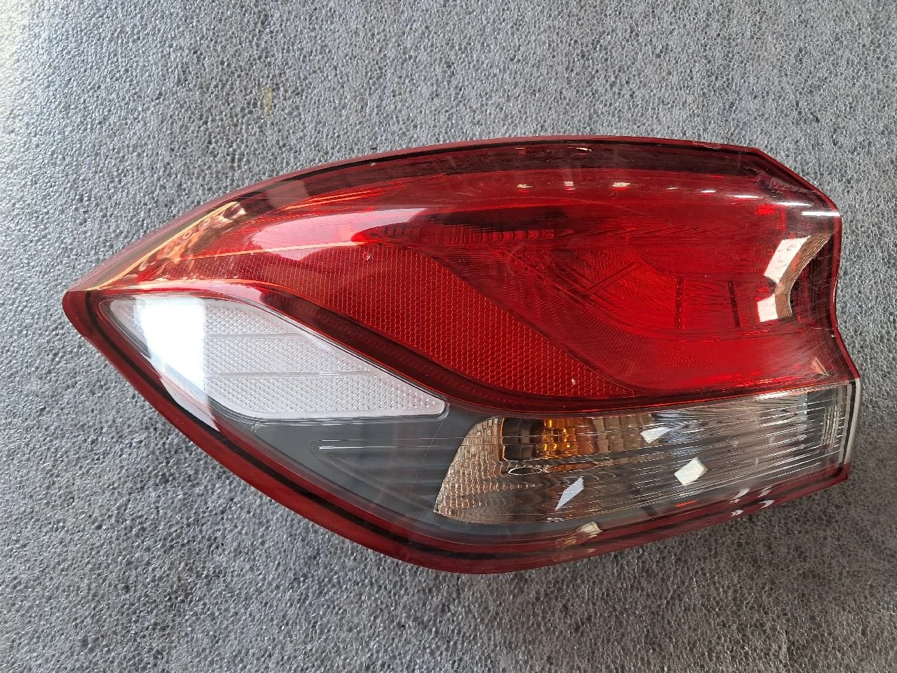 HYUNDAI I30 (PD) Bal külső hátsó lámpa
