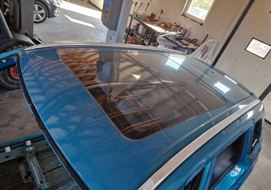 Suzuki Vitara (LY) Panorámatető, üvegtető