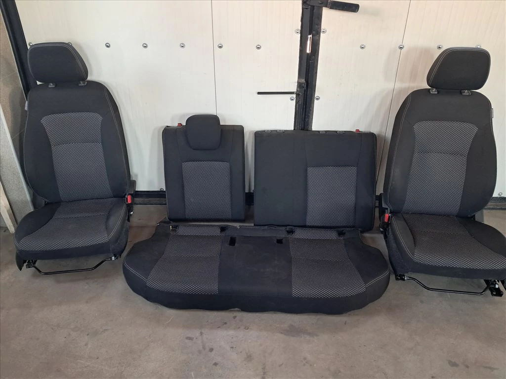 SUZUKI VITARA (LY) ülés szett