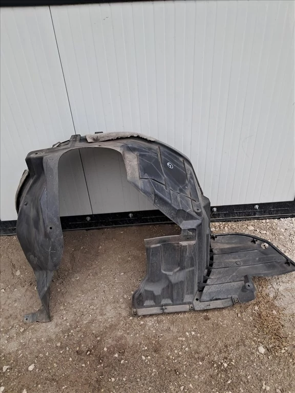 Suzuki Vitara (LY) Bal első dobbetét