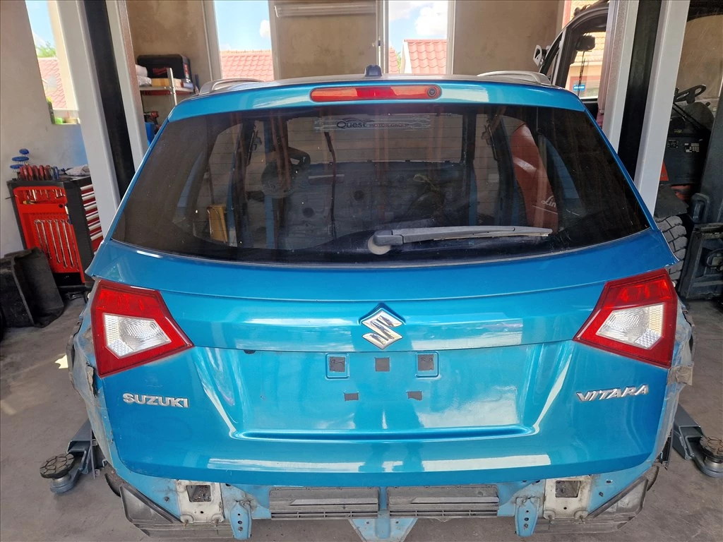 SUZUKI VITARA (LY) csomagtérajtó